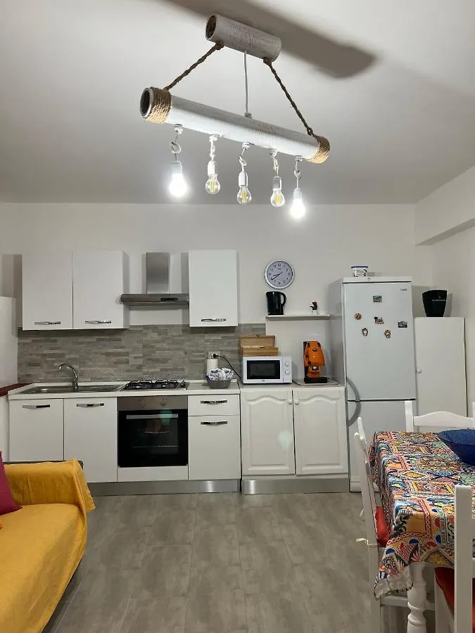Trentuno Mondello Apartments 0*,